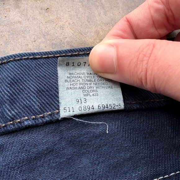 Vintage Levis 550 Relaxed Fit Tapered Leg Jeans Blue Made in USA 36x30 0894 - Picture 6 of 6